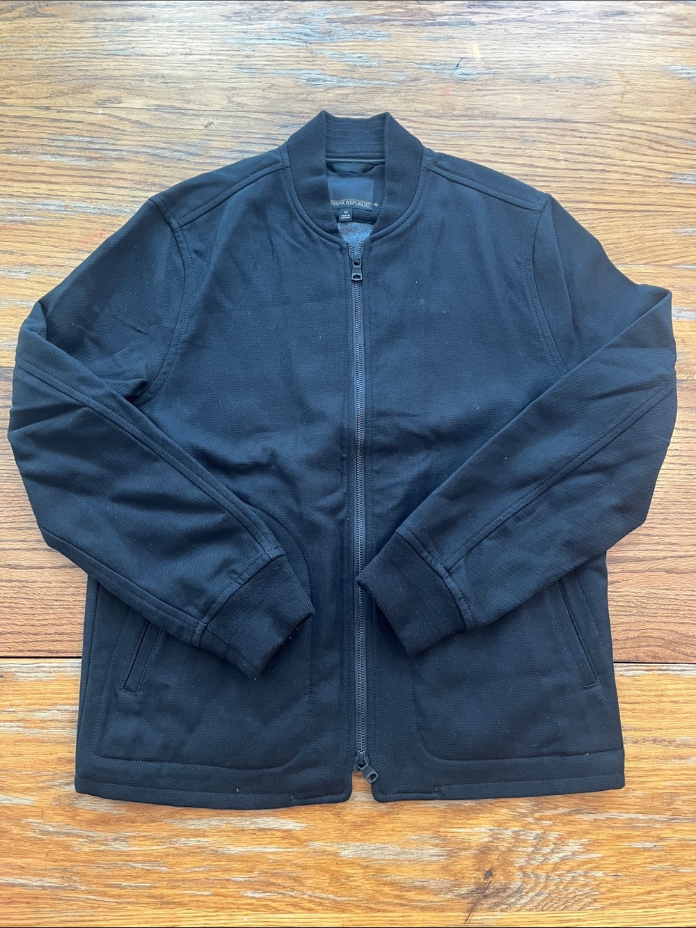 Banana Republic Performance Outerwear Men's Black Full-Zip Jacket